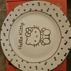 Hello Kitty Gold and White Dinnerware Plate